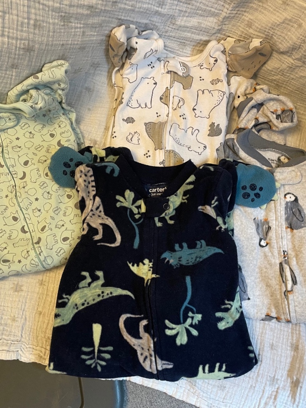 Carters footed pj bundle 9mo